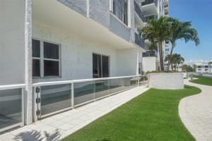 3015 N Ocean Blvd 2N, Fort Lauderdale, FL 33308 Sold 10/31/24