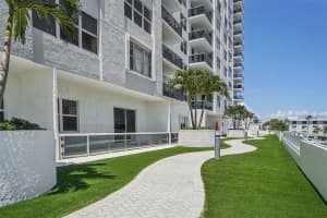 3015 N Ocean Blvd 2N, Fort Lauderdale, FL 33308 Sold 10/31/24