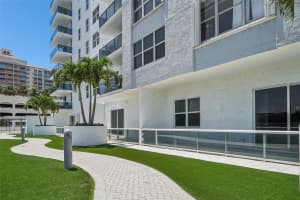 3015 N Ocean Blvd 2N, Fort Lauderdale, FL 33308 Sold 10/31/24