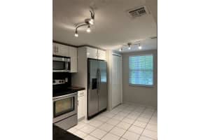 545 Oaks Ln 308, Pompano Beach, FL 33069 Sold 01/30/25