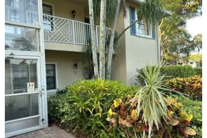 14 Westgate Ln G, Boynton Beach, FL 33436 Sold 06/27/25