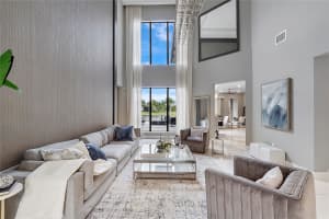 10654 N Lago Vista Cir, Parkland, FL 33076 Sold 08/23/24