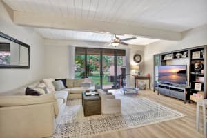 8800 Gatehouse Rd 2, Plantation, FL 33324 Sold 09/27/24