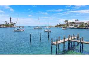 2508 Bay Drive, Pompano Beach, FL 33062 - MLS#F10445060