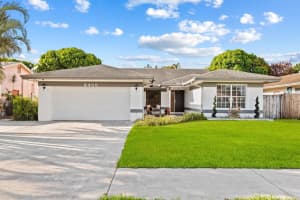 3455 SW 3rd St, Deerfield Beach, FL 33442 Sold 07/26/24