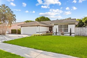 3455 SW 3rd St, Deerfield Beach, FL 33442 Sold 07/26/24