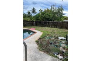 502 NW 8th Ct, Boynton Beach, FL 33426 Sold 08/30/24