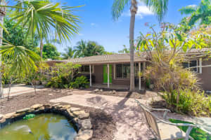 270 NW 3rd Ct, Boca Raton, FL 33432 Sold 02/21/25