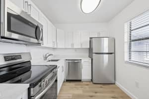 9440 Fontainebleau Blvd 501, Miami, FL 33172 Sold 09/20/24