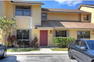 5467 Gate Lake Rd 5467, Tamarac, FL 33319 Sold 11/07/24