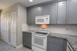 5467 Gate Lake Rd 5467, Tamarac, FL 33319 Sold 11/07/24