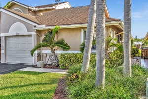 1213 NW 51st Way 1213, Deerfield Beach, FL 33442 Sold 06/18/24