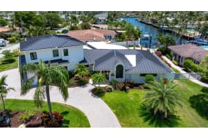 1100 SE 15th Ave, Deerfield Beach, FL 33441 Sold 04/01/25