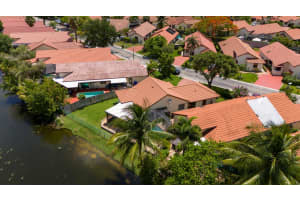 720 SW 113th Ter, Pembroke Pines, FL 33025 Sold 07/12/24