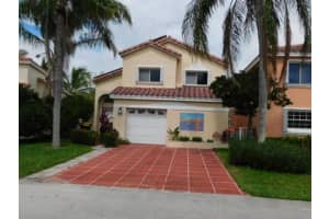 1087 SE 6th Ave, Dania Beach, FL 33004 Sold 08/16/24