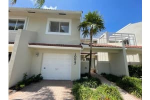 10027 NW 43 TE, Doral, FL 33178 Sold 09/12/24