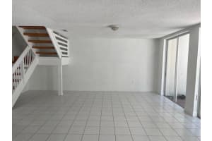 10027 NW 43 TE, Doral, FL 33178 Sold 09/12/24