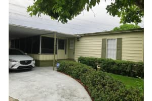 420 S Heritage Cir, Pembroke Pines, FL 33029 Sold 08/30/24