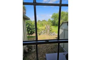 420 S Heritage Cir, Pembroke Pines, FL 33029 Sold 08/30/24