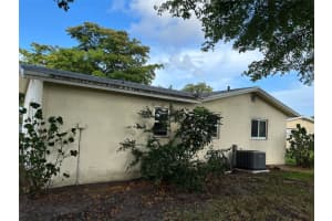 3125 SW Natura Ave, Deerfield Beach, FL 33441 Sold 08/02/24