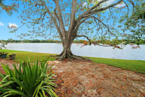 5224 NW 54th St, Coconut Creek, FL 33073 Sold 07/25/24