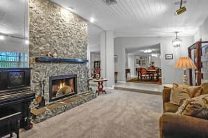 1031 NW 97th Ave, Plantation, FL 33322 Sold 09/03/24