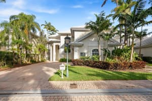 20 Grand Bay Estates Cir, Key Biscayne, FL 33149 Sold 09/09/24