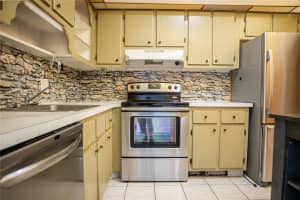 1380 NW 43rd Ter 202, Lauderhill, FL 33313 Sold 08/29/24