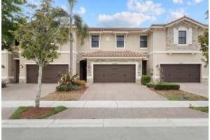 8439 Lakeview Trl 8439, Parkland, FL 33076 Sold 11/18/24