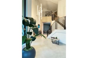 1152 Ginger Cir, Weston, FL 33326 Sold 07/12/24