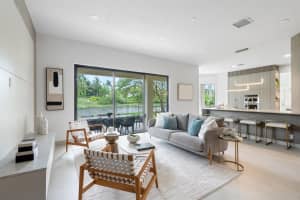 1152 Ginger Cir, Weston, FL 33326 Sold 07/12/24