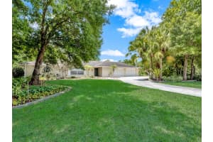 5825 34th St, Vero Beach, FL 32966 Sold 12/30/24