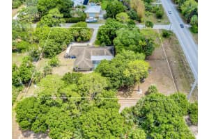 5825 34th St, Vero Beach, FL 32966 Sold 12/30/24