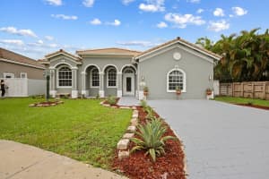 29681 SW 165th Ct, Homestead, FL 33033 Sold 10/17/24