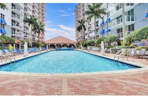 5091 NW 7th St TS-15, Miami, FL 33126 Sold 11/01/24