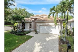 12060 Glenmore Dr, Coral Springs, FL 33071 Sold 10/23/24
