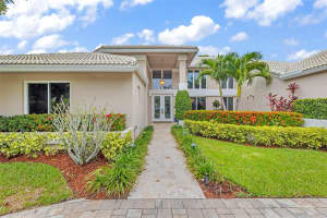 4670 W Leitner Dr, Coral Springs, FL 33067 Sold 02/28/25
