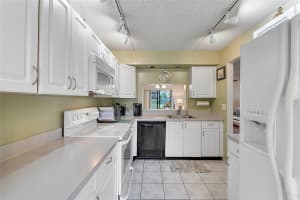 2355 NW 37th Ave 2355, Coconut Creek, FL 33066 Sold 08/01/24