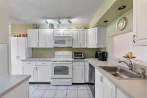 2355 NW 37th Ave 2355, Coconut Creek, FL 33066 Sold 08/01/24