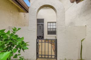 5989 Parkwalk Dr 5989, Boynton Beach, FL 33472 Sold 04/28/25