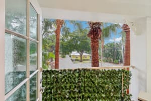 2660 NE 8th Ave 311, Wilton Manors, FL 33334 Sold 08/23/24