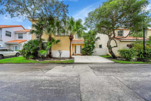 3145 N 36 AVENUE, Hollywood, FL 33021 Sold 09/09/24