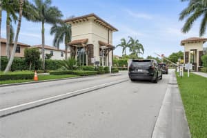 3425 W 86th Ter, Hialeah, FL 33018 Sold 01/10/25