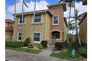 5914 Siena Ln, Hollywood, FL 33021 Sold 11/15/24