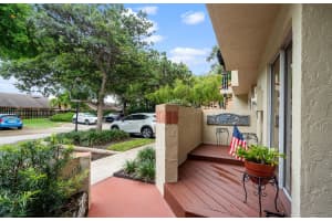 7868 NW 7th Ct 106, Plantation, FL 33324 Sold 07/26/24
