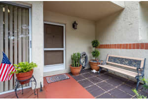 7868 NW 7th Ct 106, Plantation, FL 33324 Sold 07/26/24