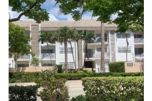 4143 N Ocean Blvd 105, Fort Lauderdale, FL 33308 Sold 09/27/24