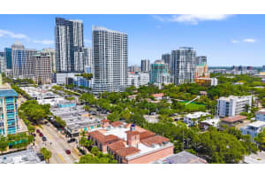 825 SE 2nd St 825, Fort Lauderdale, FL 33301 Sold 01/21/25