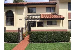 10415 S S Circle Lake Drive 101, Boynton Beach, FL 33437 Sold 08/29/24