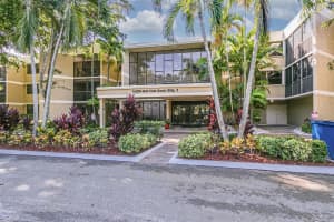 16200 Golf Club Rd 203, Weston, FL 33326 Sold 03/26/25